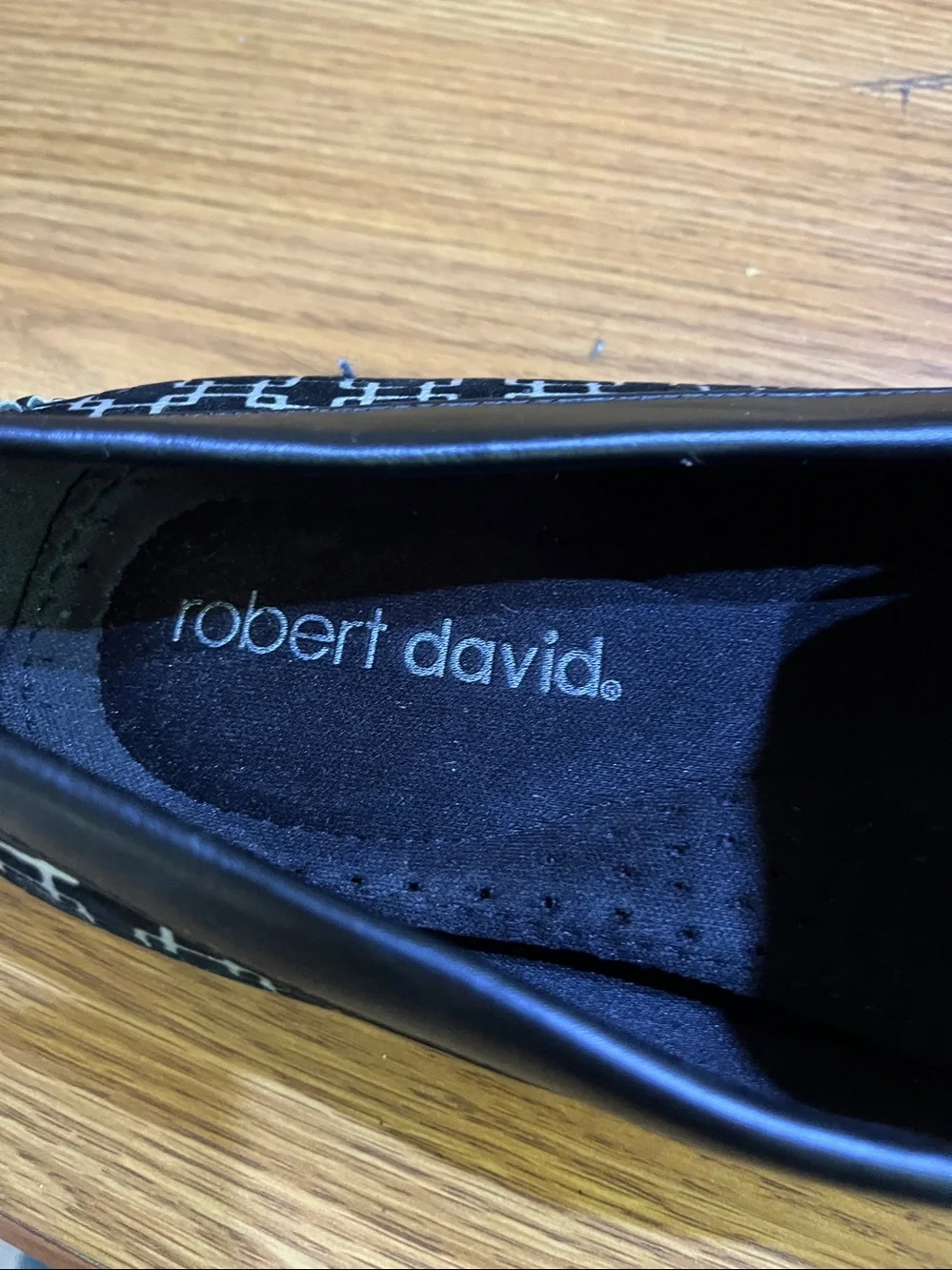 Robert David stylish black